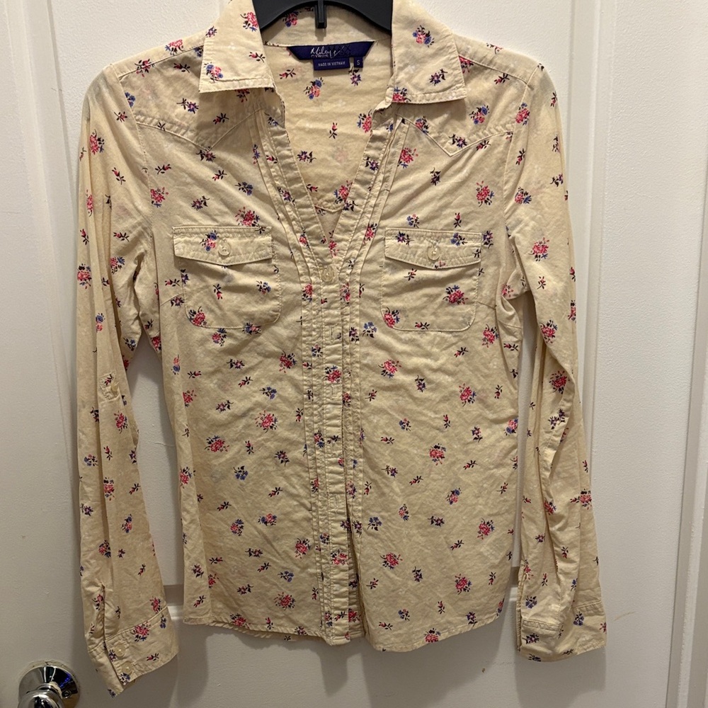 Miley Cyrus/Max Azria Cream Floral Button-Down Shirt